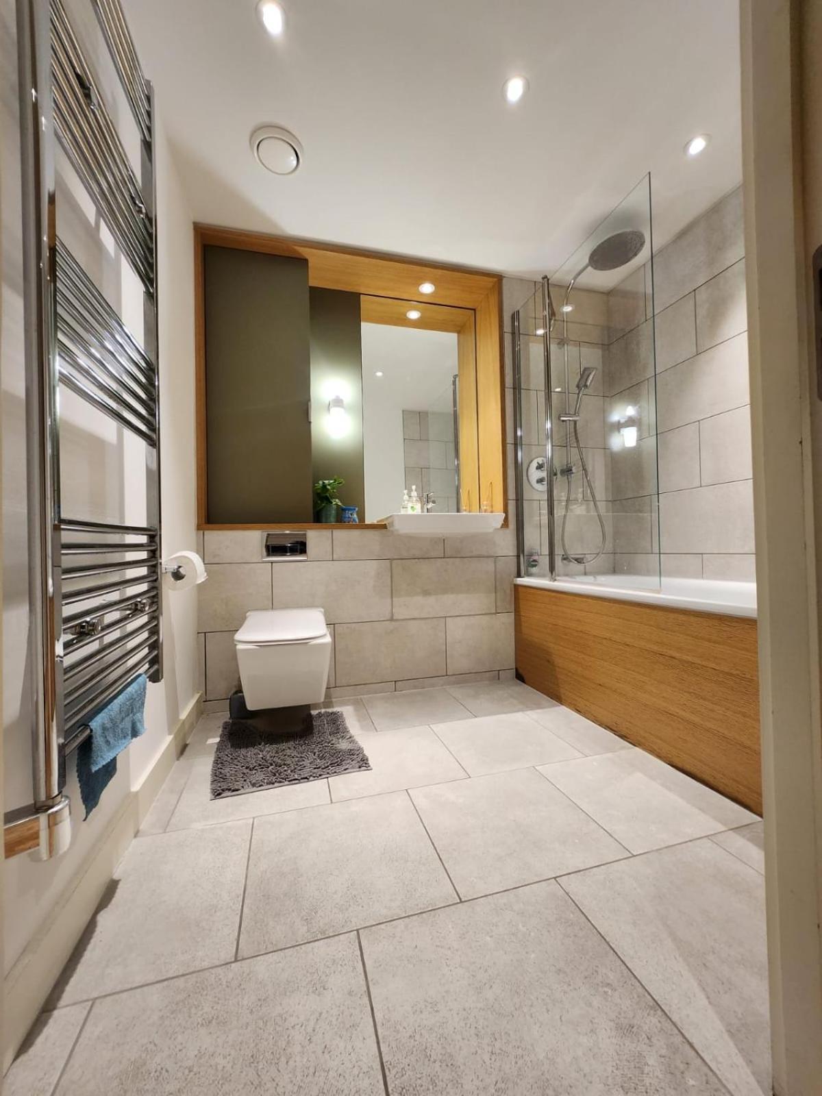 Kaf Luxury Apartment London Exteriör bild