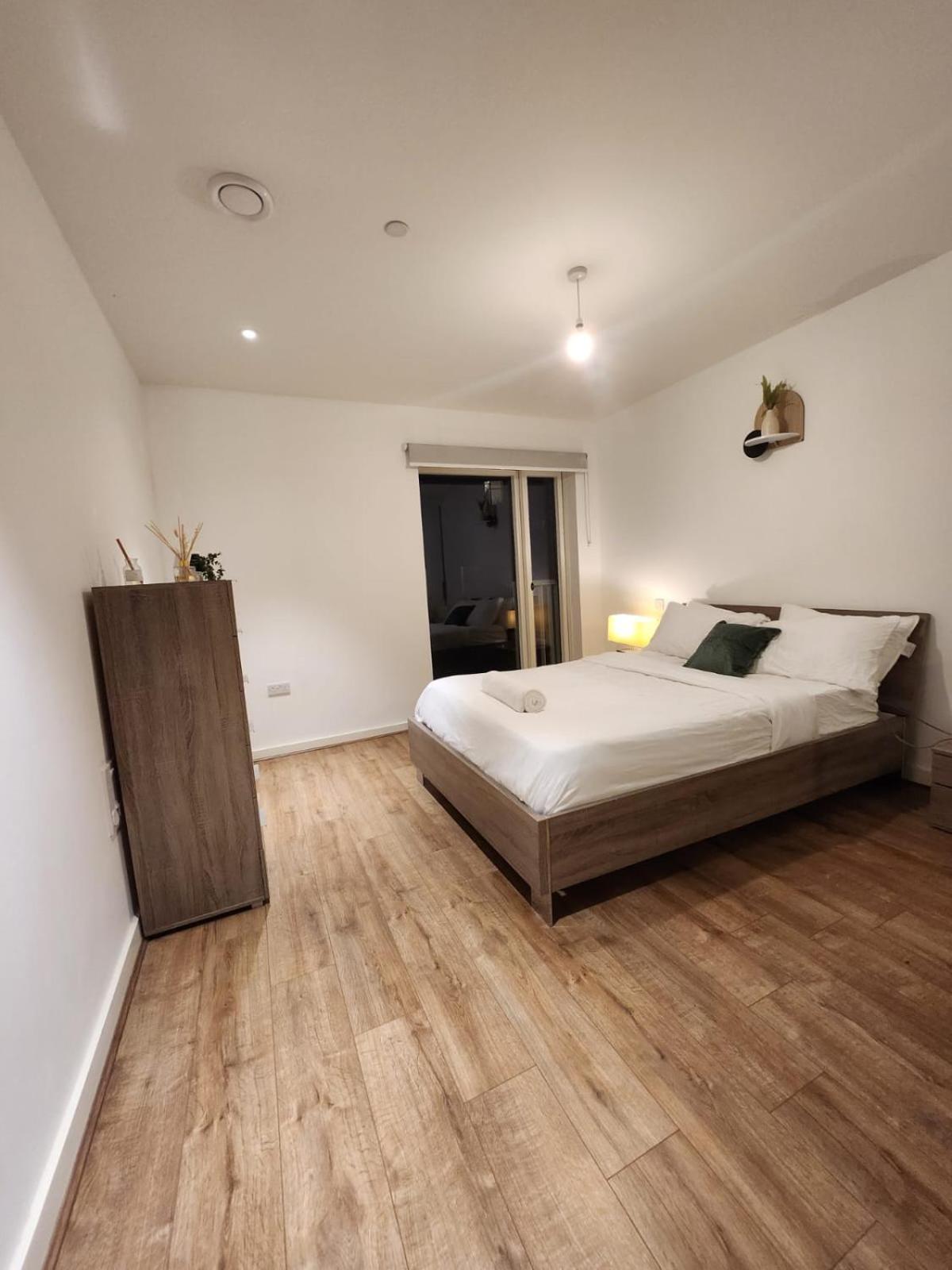 Kaf Luxury Apartment London Exteriör bild